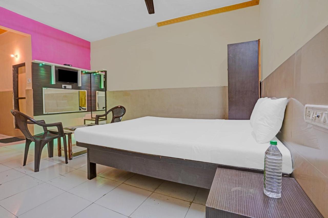 Spot On 81122 Alfa Lodge Mumbai Exterior foto